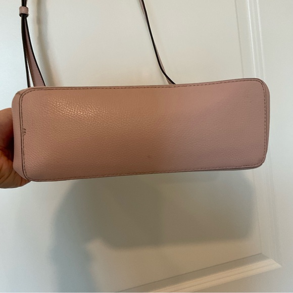 Michael Michael Kors Crossbody Addison small messenger bag In blossom - Picture 14 of 15